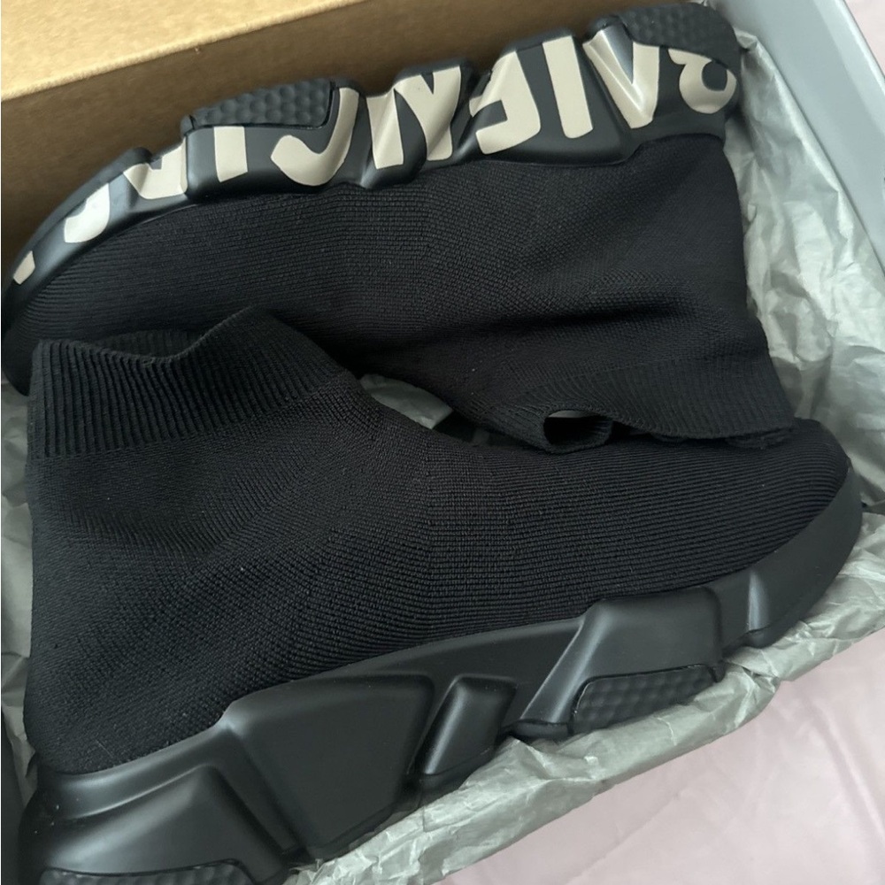 Balenciaga Speed Trainers